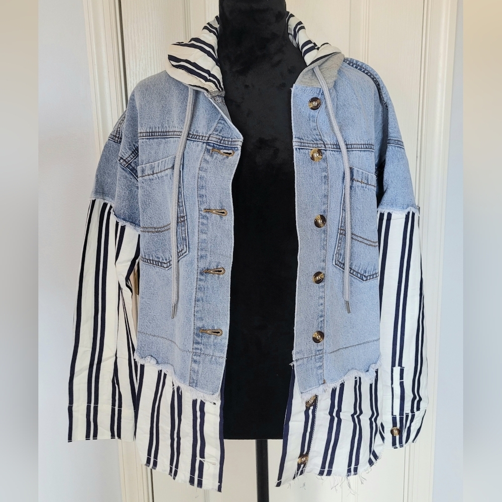 Dance & Marvel Hooded Denim Jacket/Shirt with Striped Shirt Insert. NWOT Sz S‎